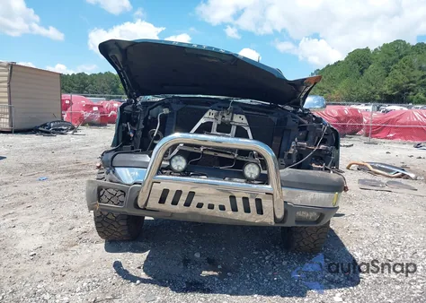 2003 Chevrolet Silverado 1500 Lt из США, поврежденный, VIN 2GCEK19T531178613